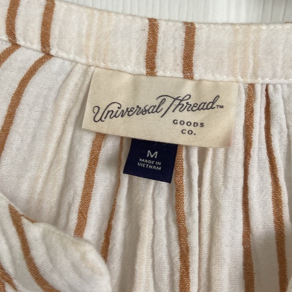 Universal Thread Top - Picture 2 of 5